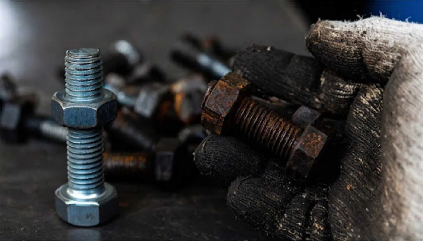 A Guide to When to Replace Industrial Fasteners