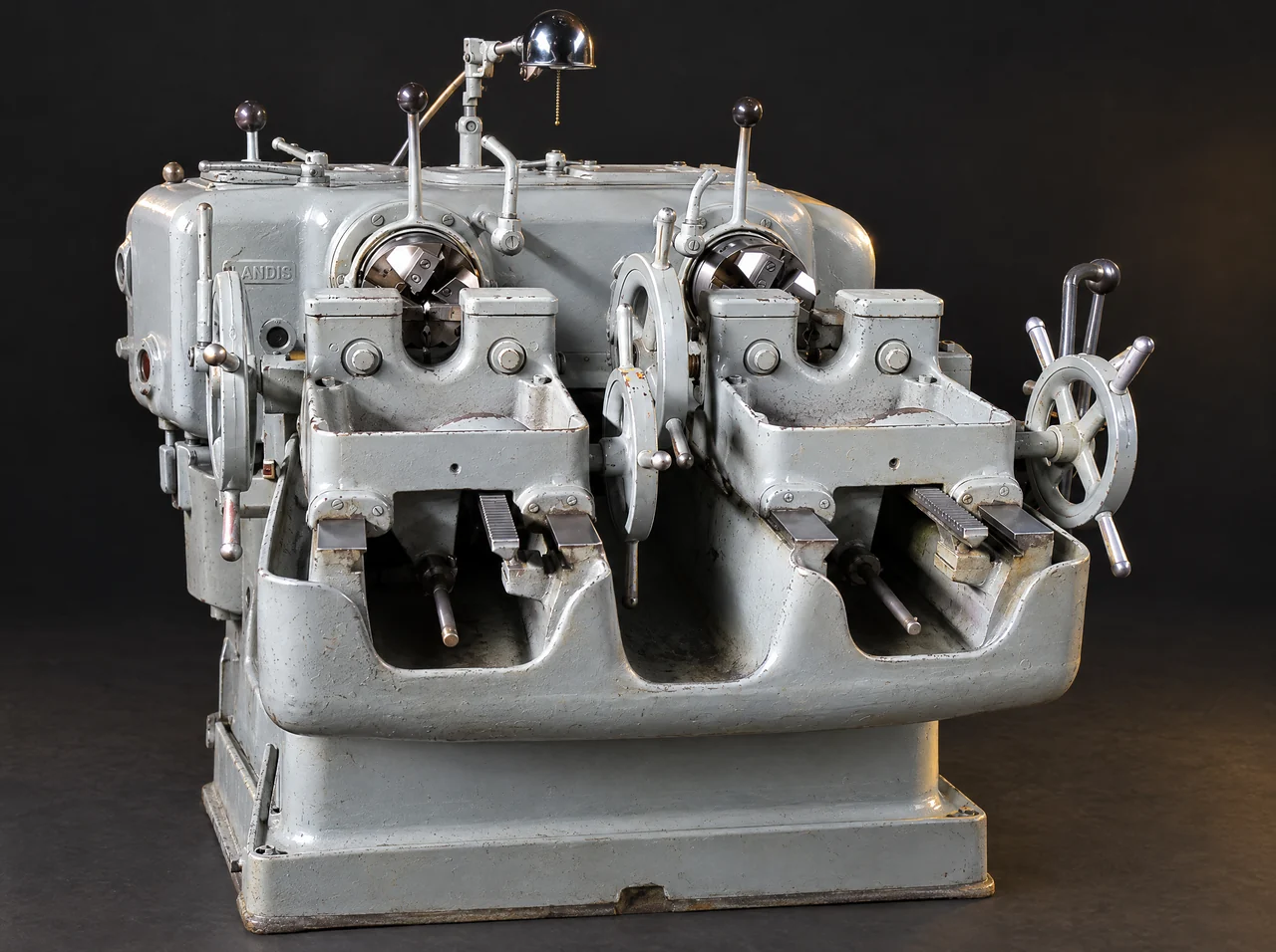 Landis double-head cutters